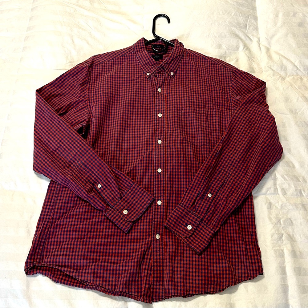 J Crew Men’s button down shirt. Size L.